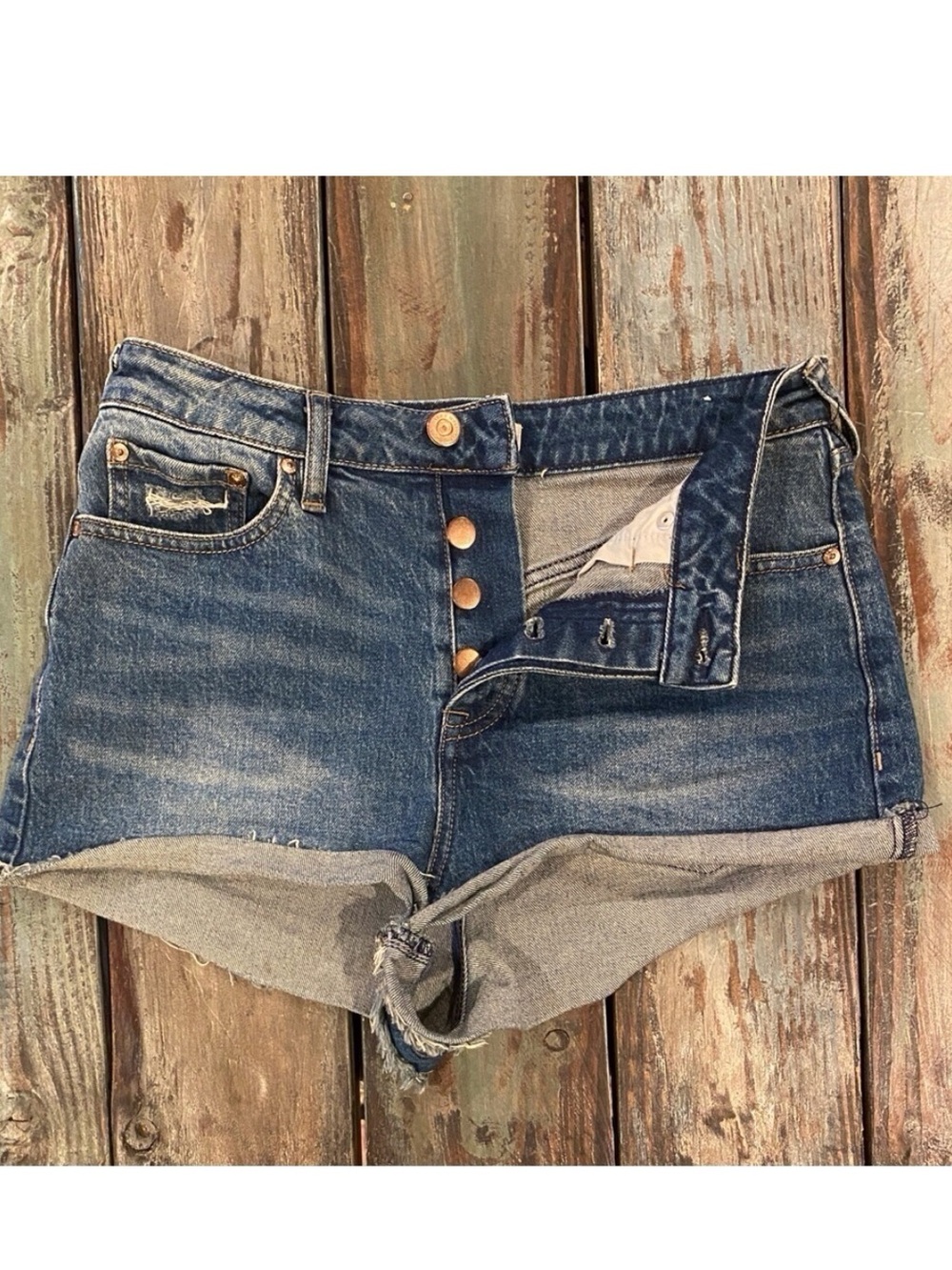 Cleo & Wolf 28 (US 6) Denim Shorts High Rise Button Fly Stretch Cuffed Cowgirl
